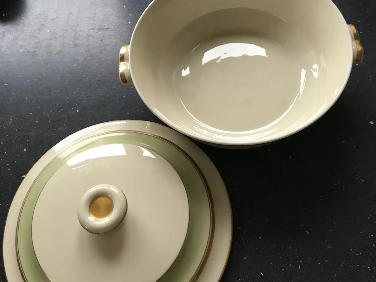 Billede 3 - Royal copenhagen lågfad terrin fad