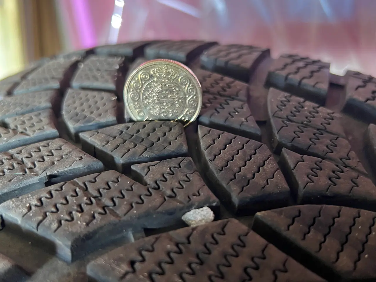 Billede 6 - to Michelin dæk 255/45/20  to Goodyear 235/50/20