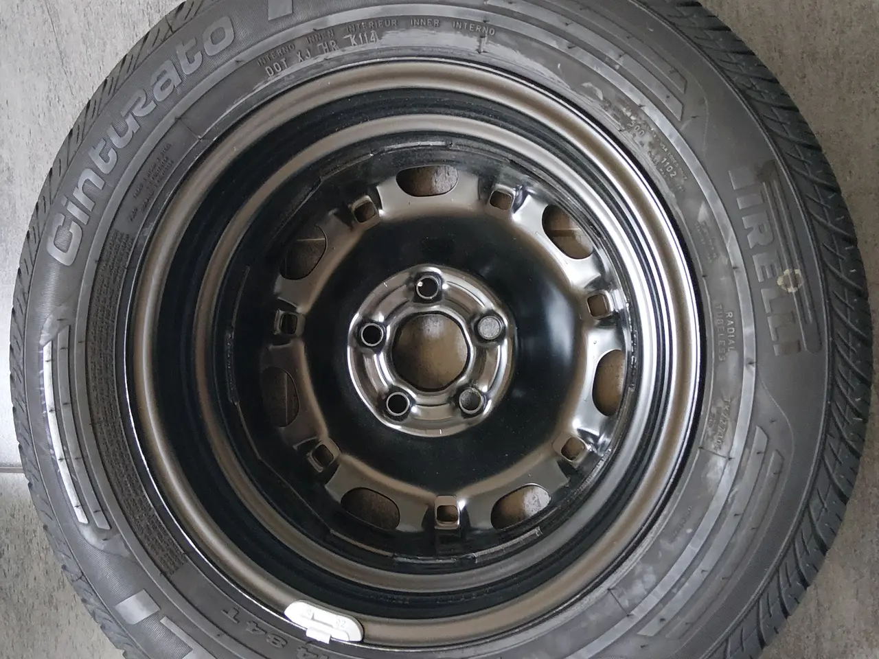 Billede 2 - Helt nyt reservehjul 175/70 R14 Pirelli sommerdæk