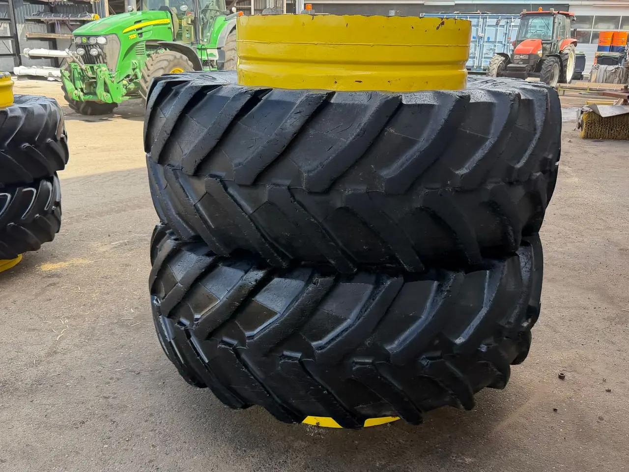 Billede 23 - John Deere 7930 M. Frontlift, TLS affjedret foraksel, Front PTO og Autotrac Ready