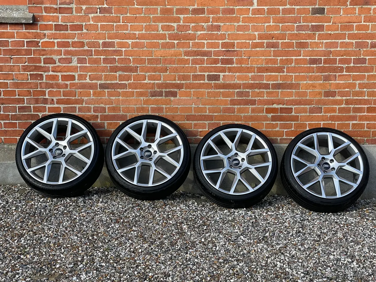 Billede 7 - Alufælge 225/35 R20 krydsmål 5x112 90% mønster