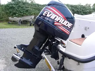 250 hk påhængsmotor