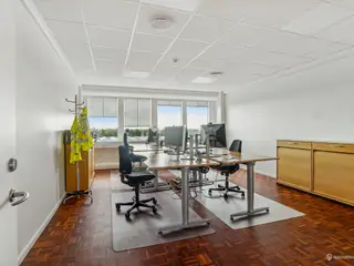 1.500 m2 kontor på 3. sal med elevator
