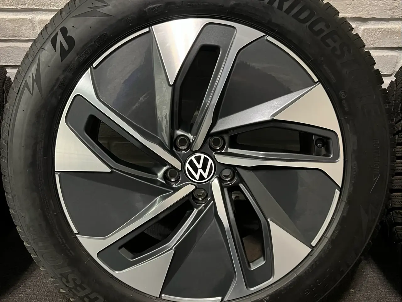 Billede 3 - Originale VW ID4/5 fælge med vinterdæk