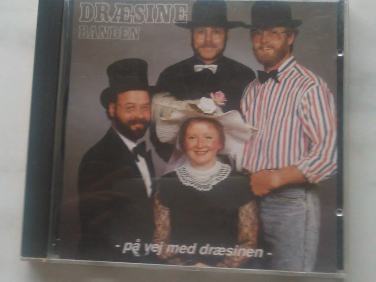 Billede 1 - Dræsinebanden: På Vej Med Dræsinen (1988