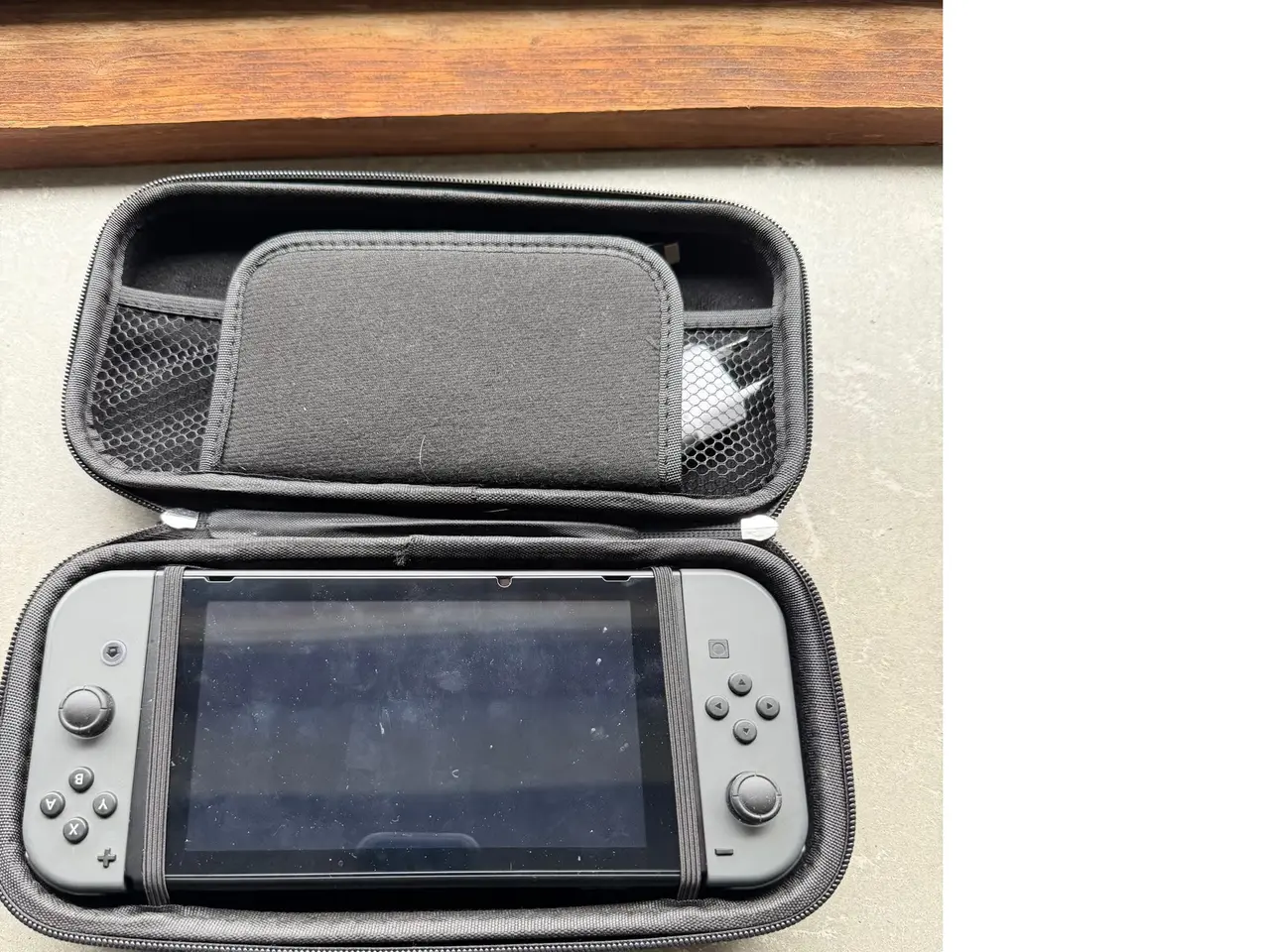 Billede 2 - nintendo switch med spil og tilbehør