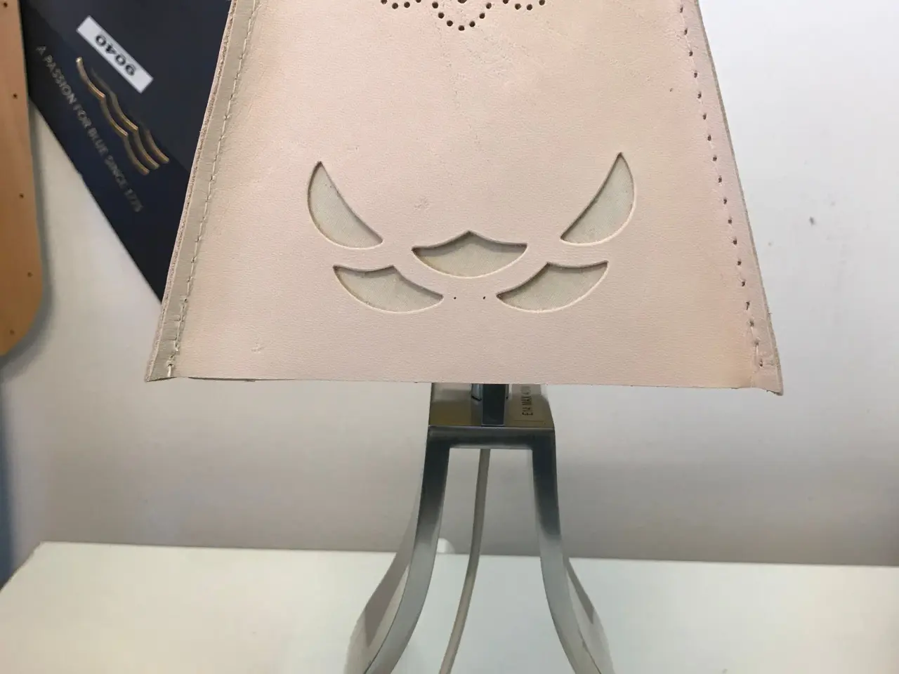 Billede 1 - Håndlavet redesign lampe i læder og krom