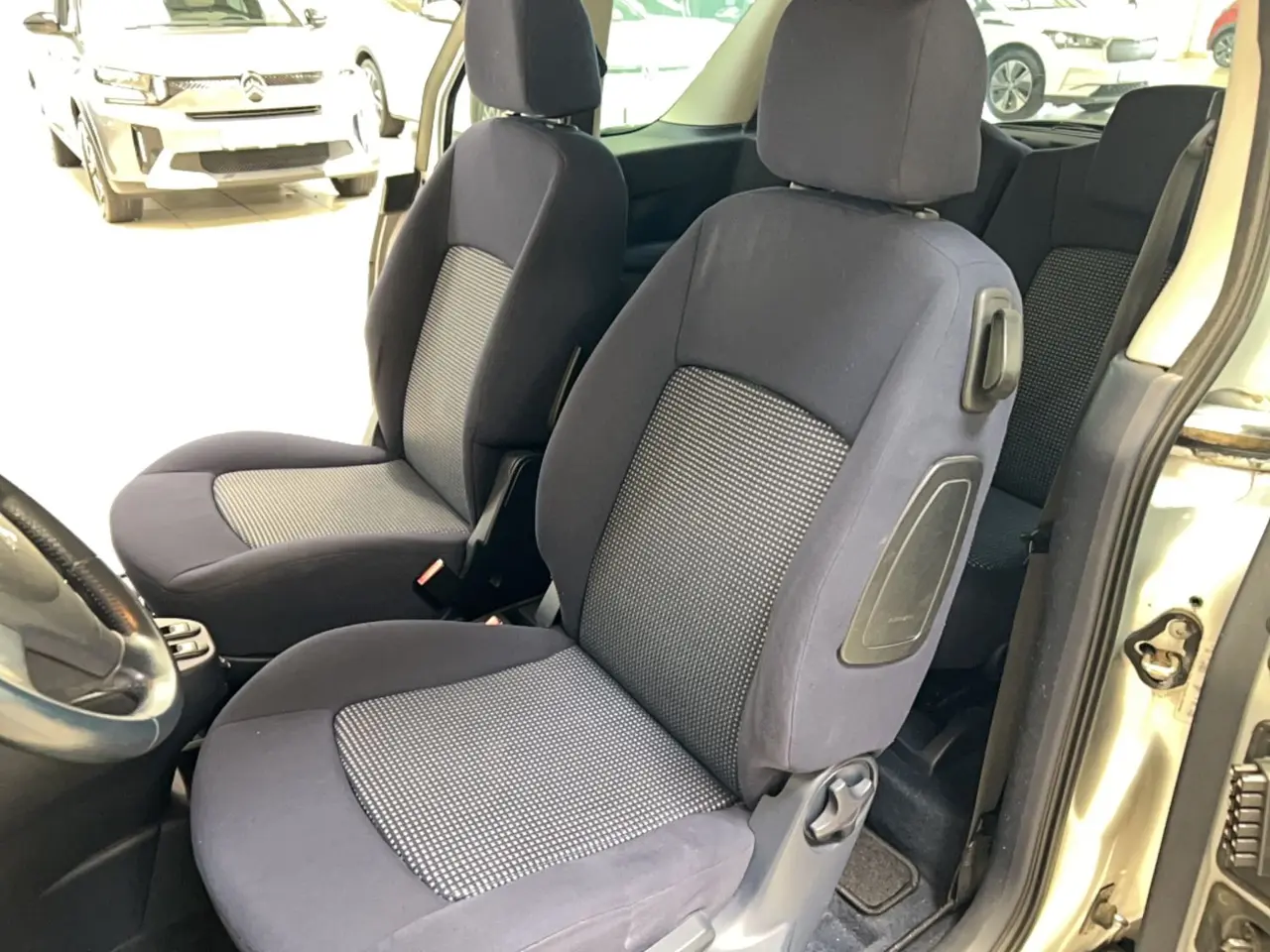 Billede 13 - Peugeot 1007 City 1,4i benzin El-skydedøre