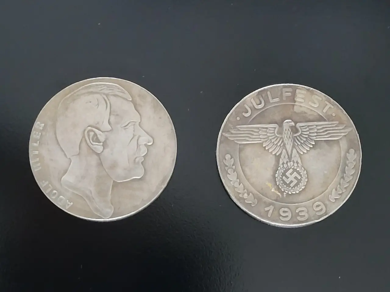 Billede 1 - 2 medaljer Tyskland WW2