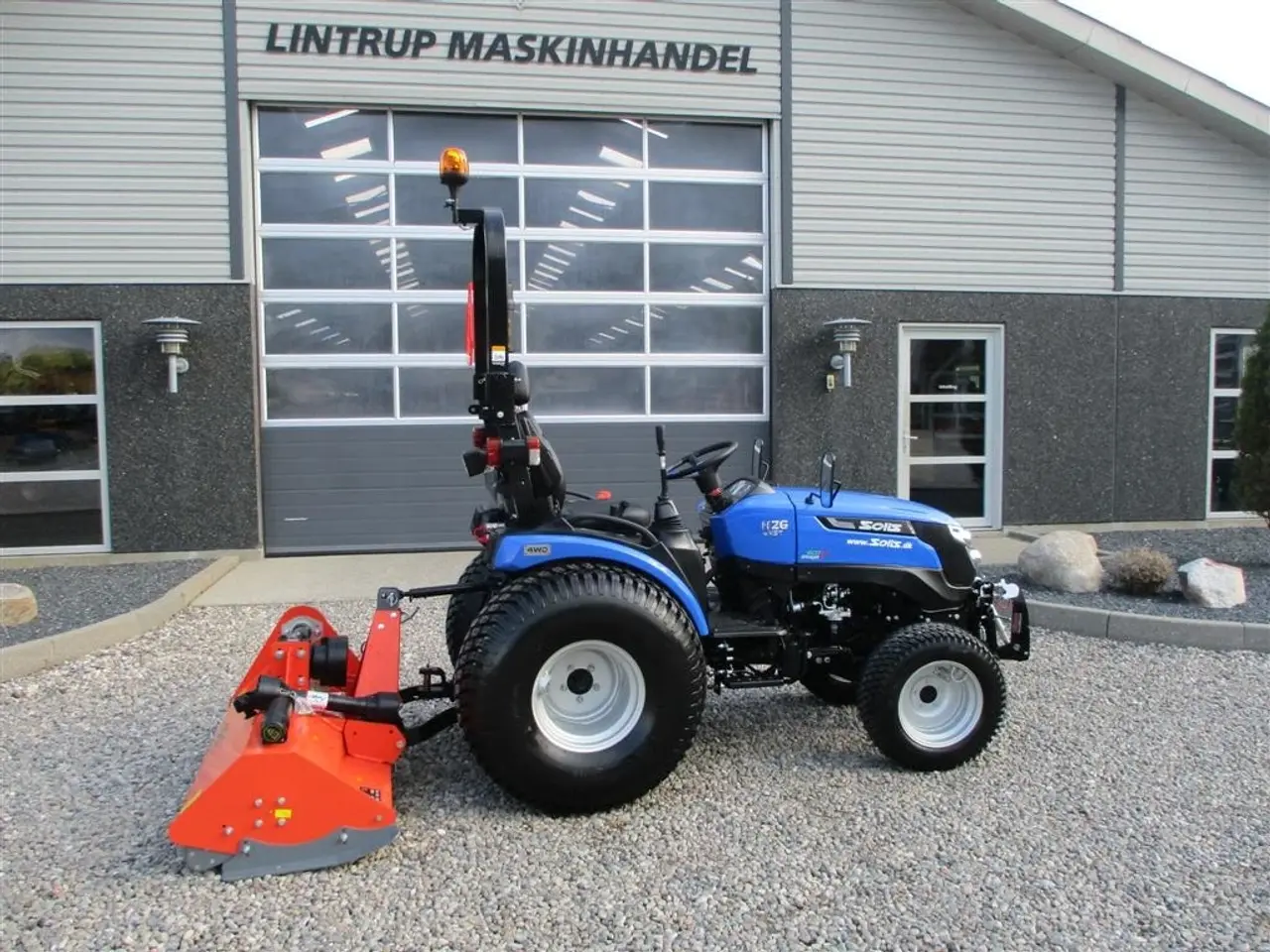 Billede 6 - Solis 26 HST med Frontlift & FrontPTO