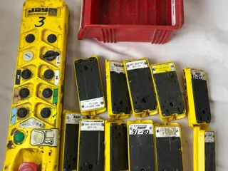 JAY Electronique UDB2 Batteries & Crane Remote or