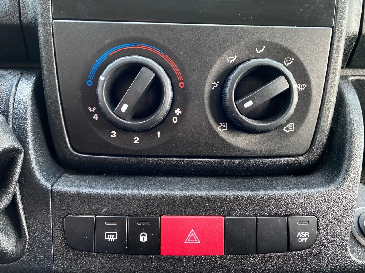 Billede 15 - Peugeot Boxer 330 L2H1 2,0 BlueHDi 130HK Van 6g