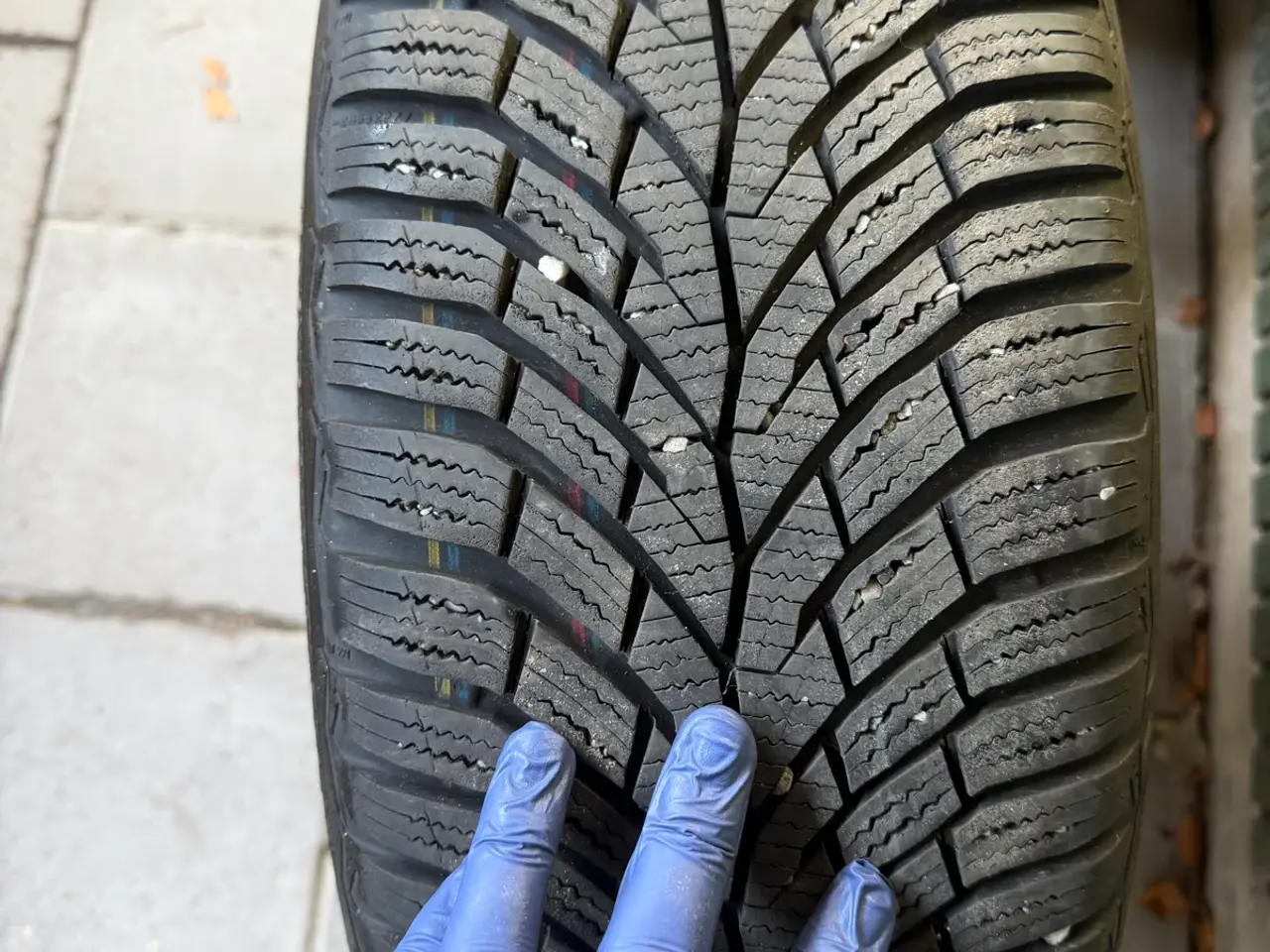 Billede 5 - 16” Originale Ford stålfælge med Conti vinterdæk