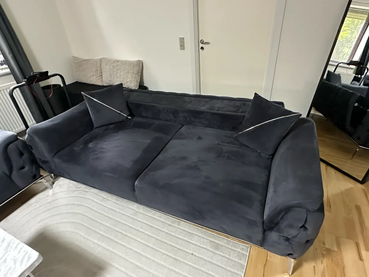 Billede 8 - Velour sofasæt med lounge stol.