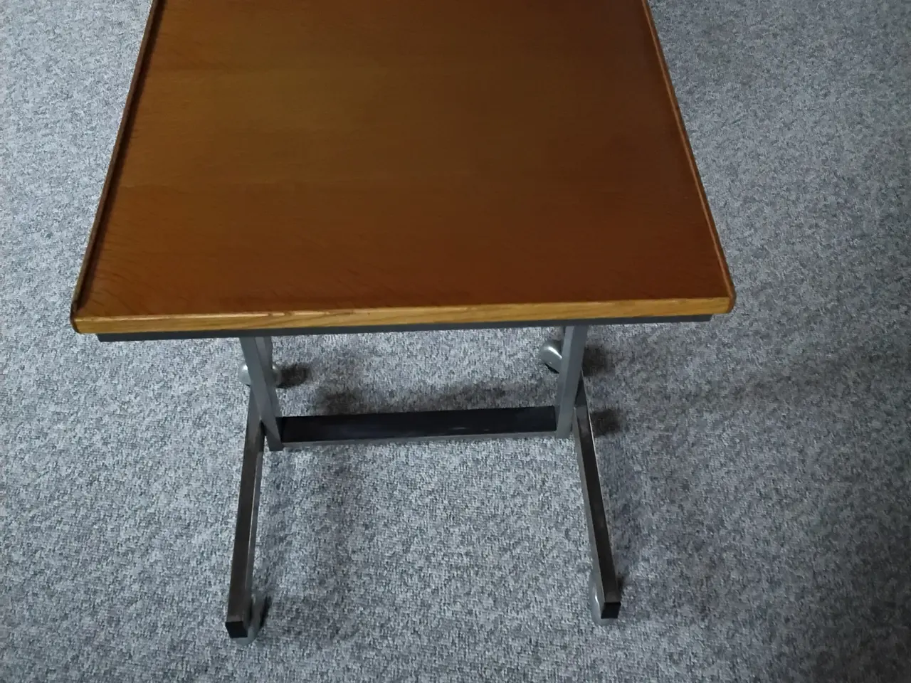 Billede 3 - Retro skrivemaskinebord / rullebord dobbelt udtræk