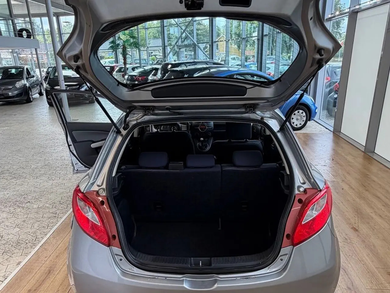 Billede 10 - Mazda 2 1,3 Advance 86HK 5d