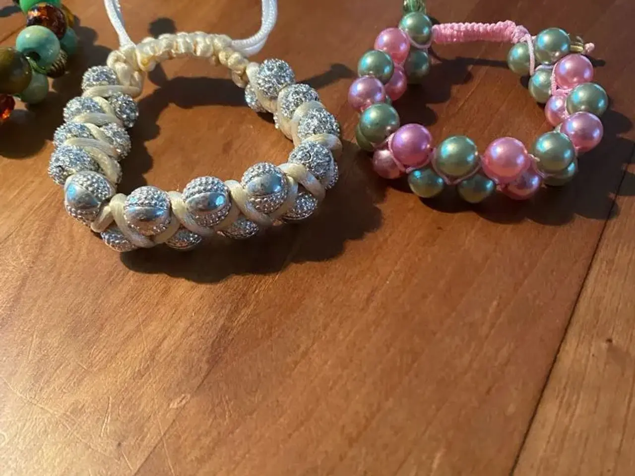 Billede 5 - Nye knyttede armbånd