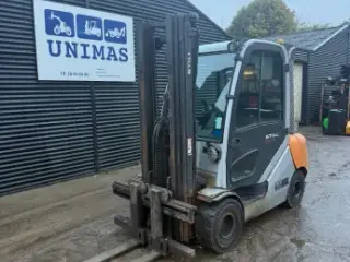 Dieseltruck med fuld friløft