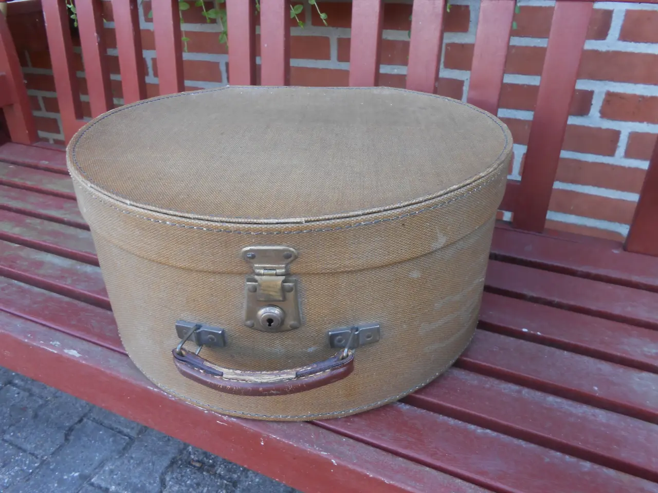 Billede 3 - Antik Hattebox og Weekend kuffert