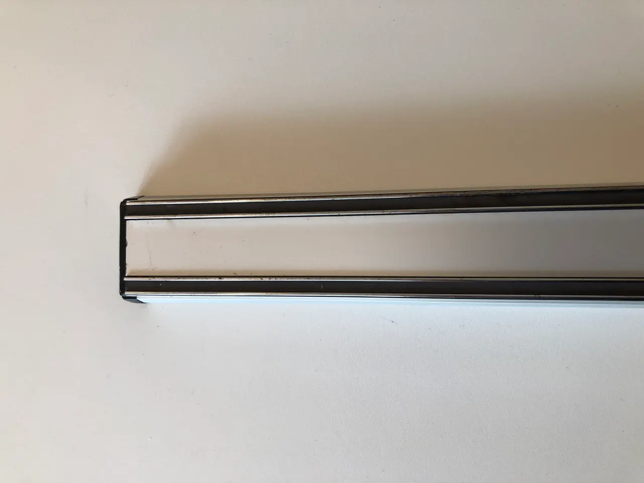 Billede 3 - Knivmagnet i aluminium