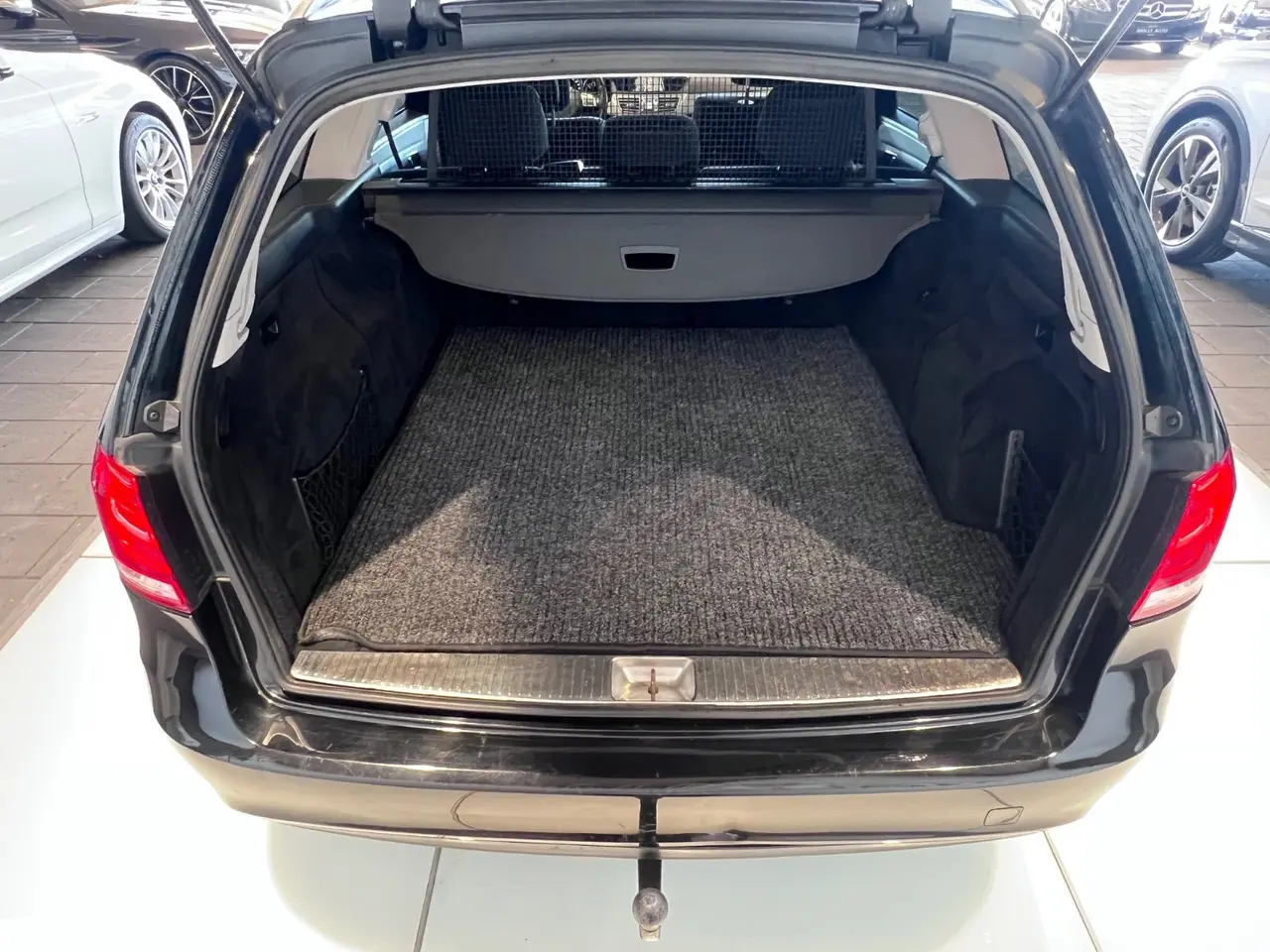 Billede 11 - Mercedes E200 2,2 BlueTEC Avantgarde stc. aut.