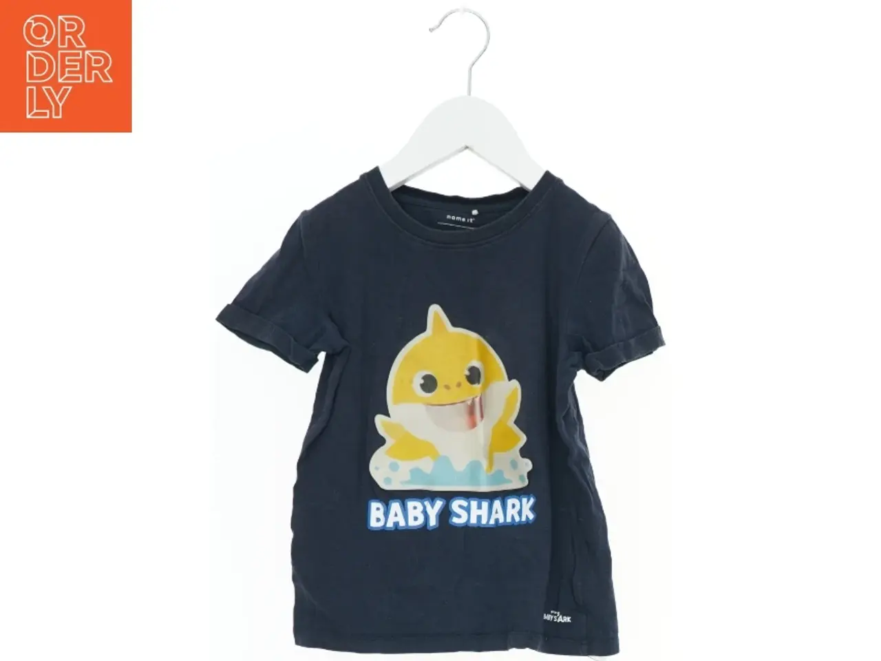 Billede 1 - Baby Shark T-shirt fra Name It (str. 104)