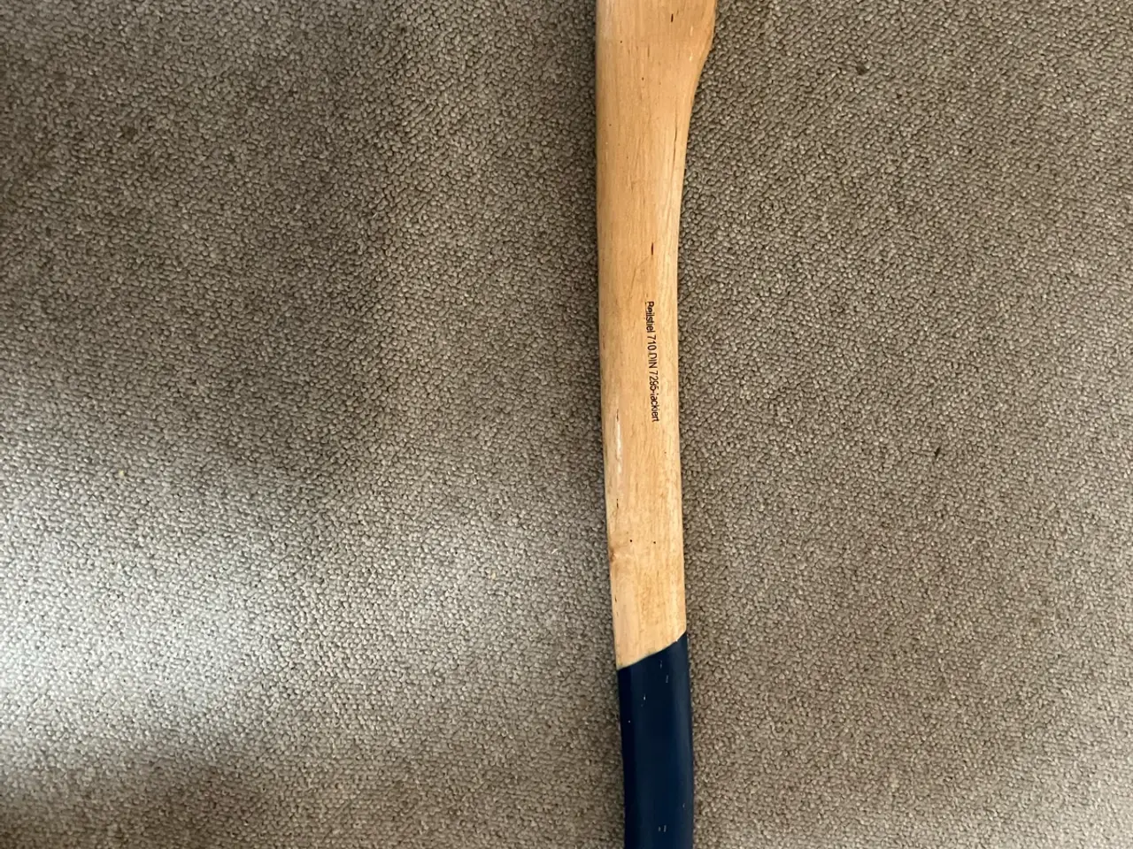 Billede 3 - Økse  1250 gr  længde 71 cm 