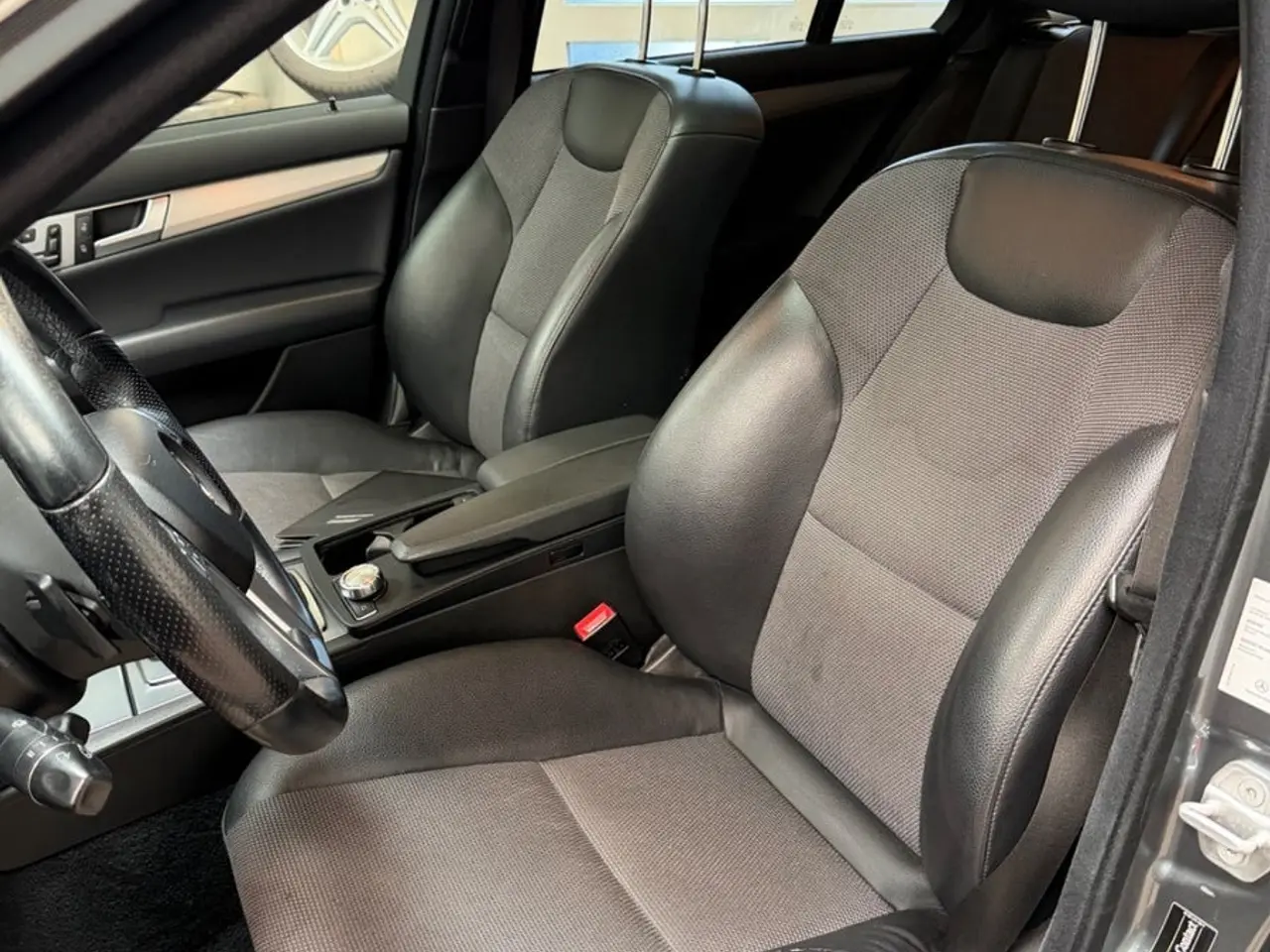 Billede 9 - Mercedes C350 3,0 CDi AMG Line stc. aut. BE