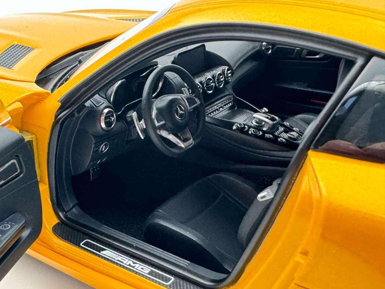 Billede 6 - 2015 Mercedes-AMG GT S - AUTOart - 1:18