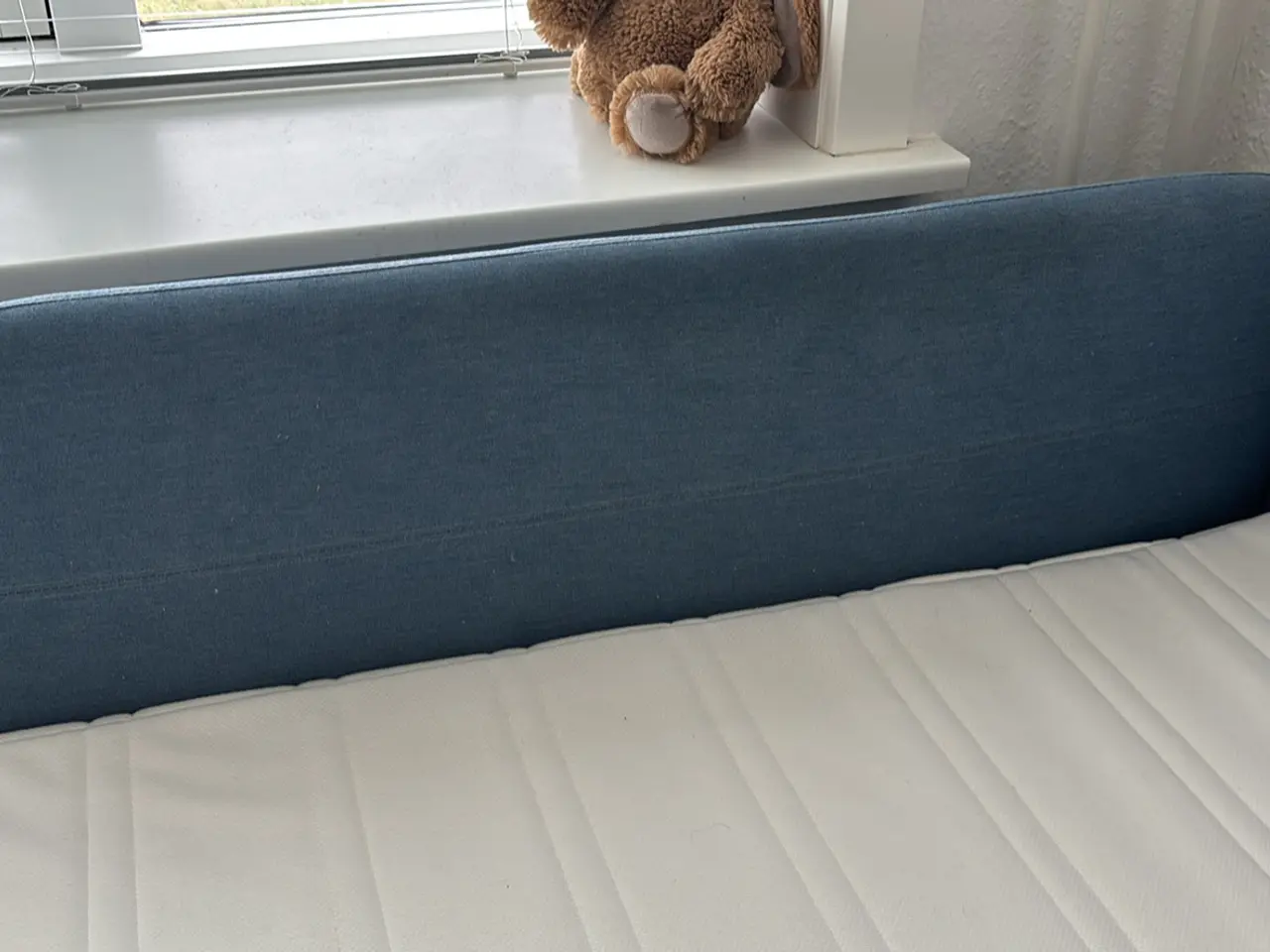 Billede 3 - Enkeltseng fra Ikea