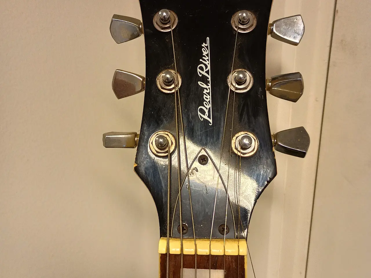 Billede 3 - Pearl River elguitar.