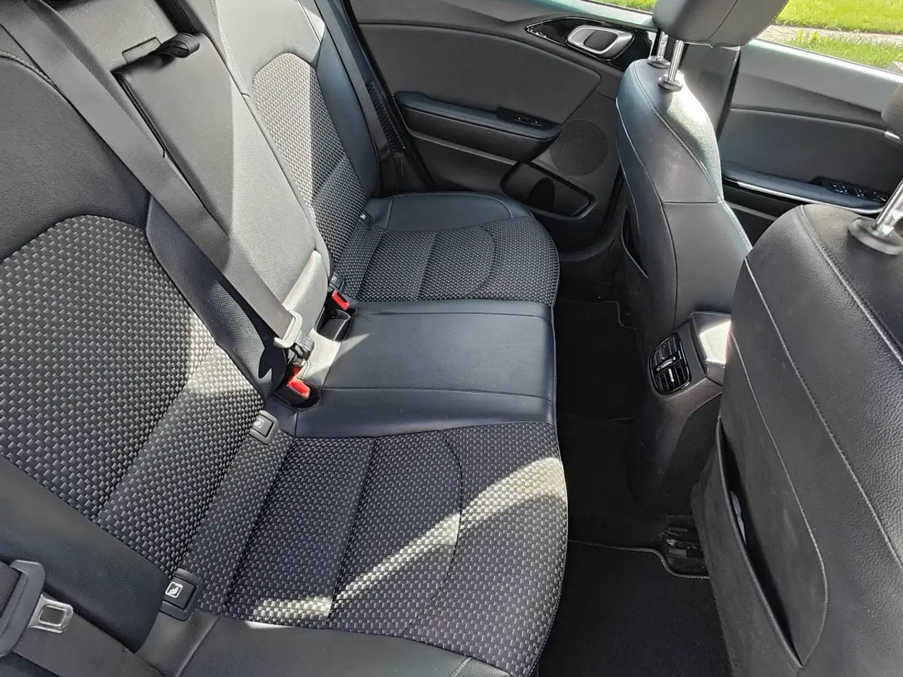 Billede 10 - Super velholdt KIA Ceed SW PHEV UPGRADE SÆLGES