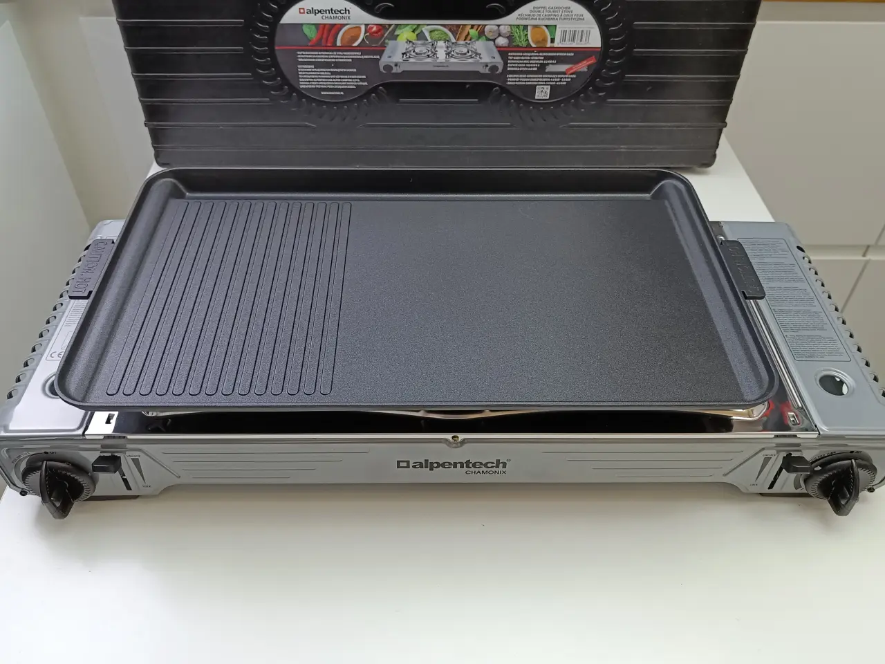 Billede 4 - NY! 4400W Bærbar Dobbelt Gaskomfur + Grillplade 
