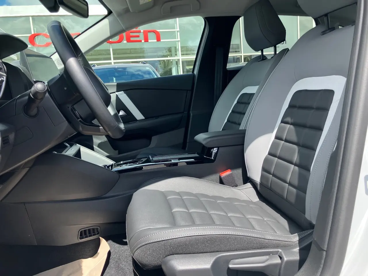 Billede 17 - Citroën ë-C4 X 54 Max