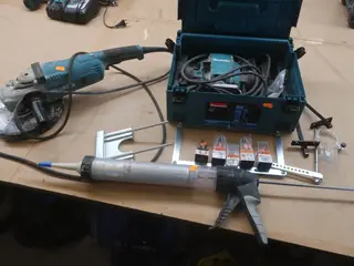 Vinkelsliber, ovrefræser MAKITA, fugepistol og tilbehør