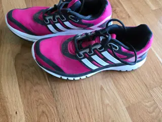 Adidas Running med Adiprene+ sål str. 37,5