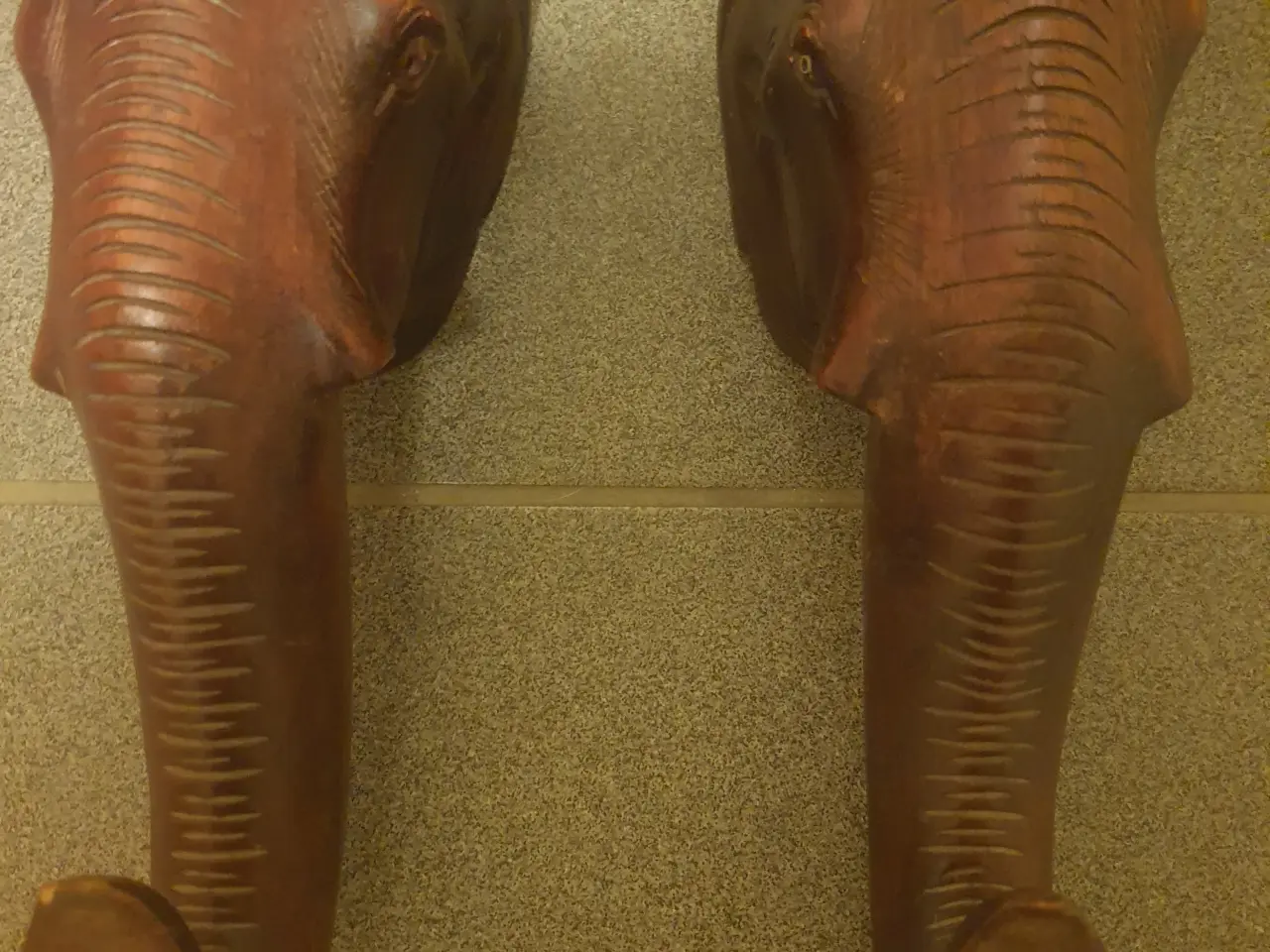 Billede 2 - Træ elefanter til ophæng