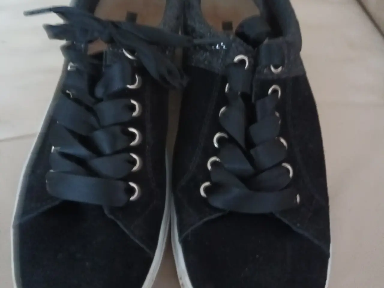 Billede 2 - SMARTE BOXX SNEAKERS STR 39