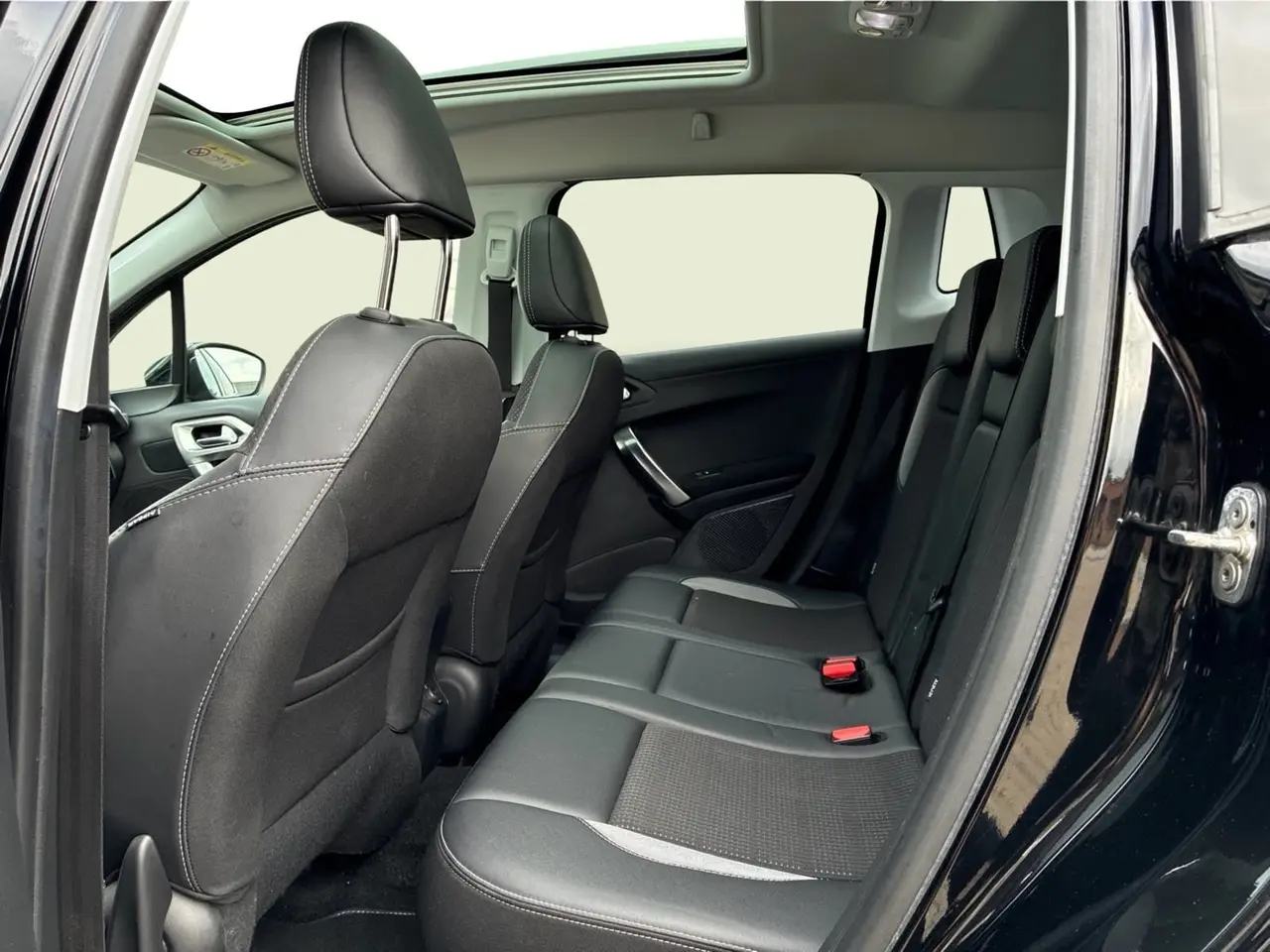 Billede 12 - Peugeot 2008 1,5 BlueHDi 100 Allure Sky