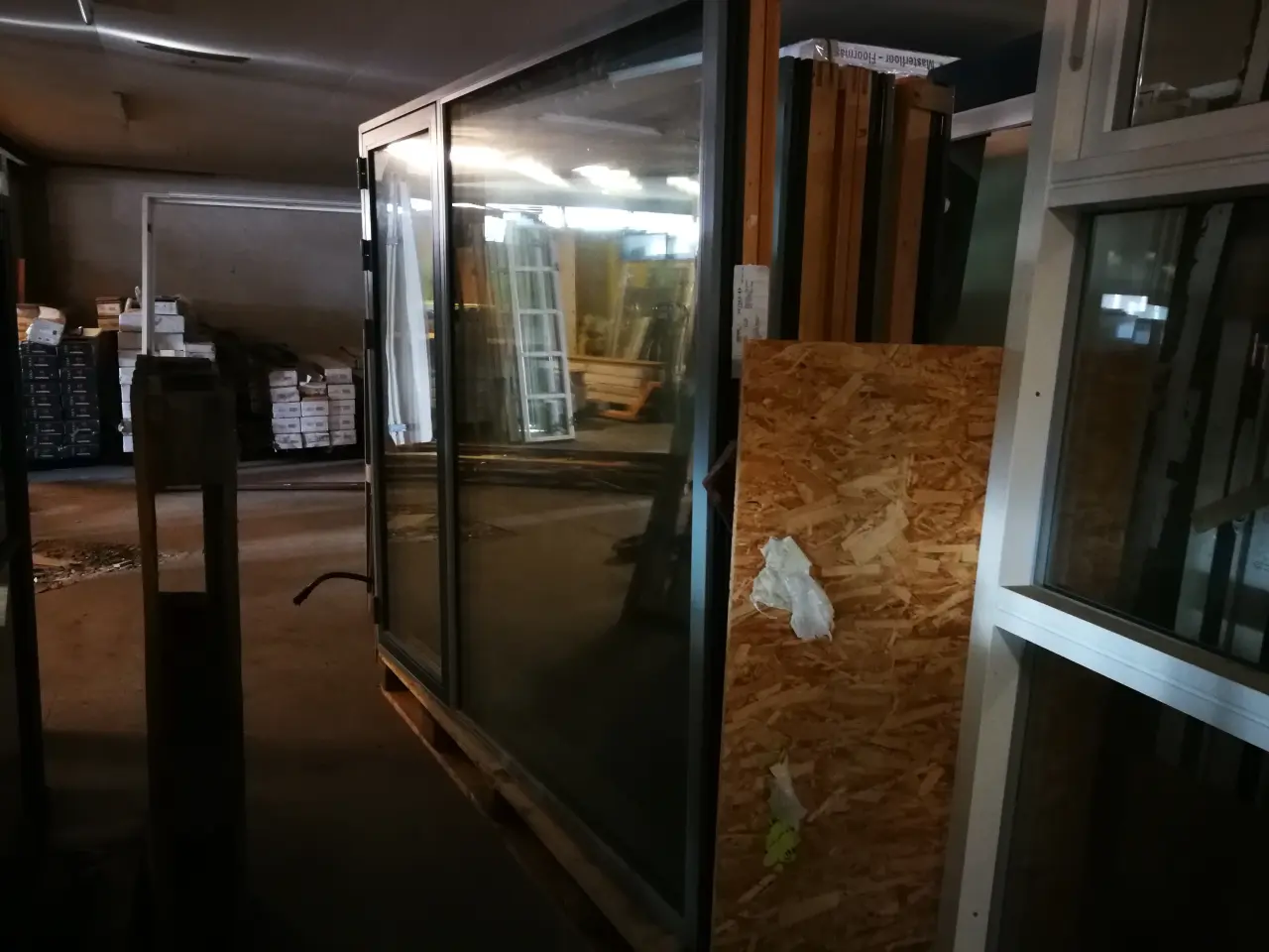 Billede 2 - 4 NYE STORE TRÆ/ALU 167/194x172,5