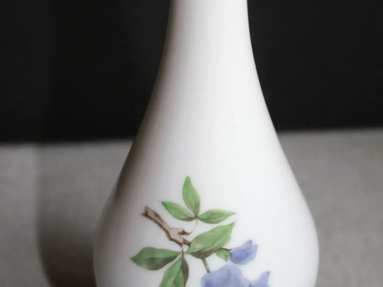 Billede 6 - Vase med blåregn fra Bing og Grøndahl