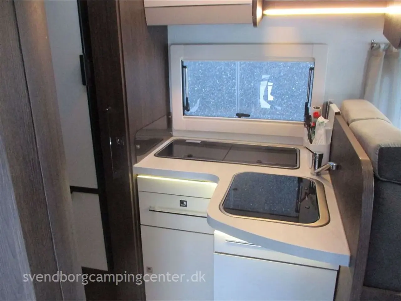 Billede 9 - 2022 - Benimar Tessoro T442