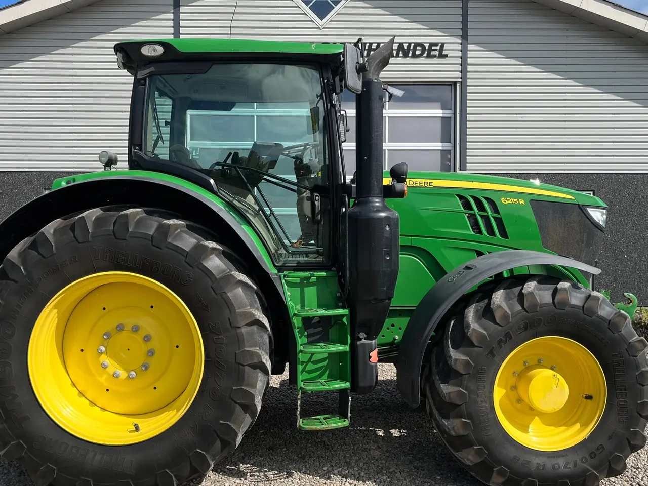 Billede 9 - John Deere 6215R Med frontlift og frontPTO