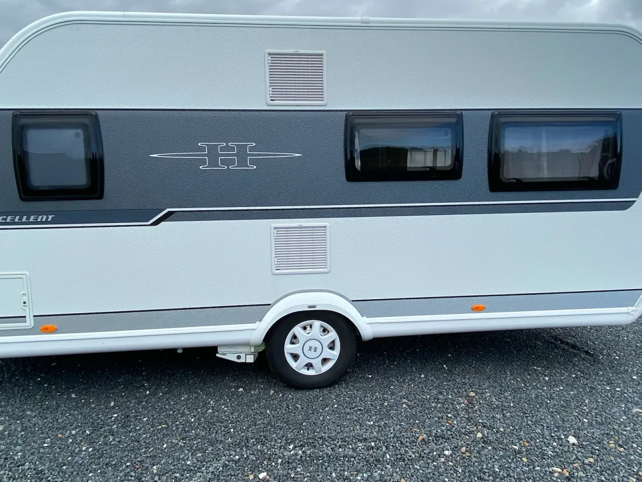 Billede 2 - HOBBY 460 UFe, EXCELLENT Til salg.