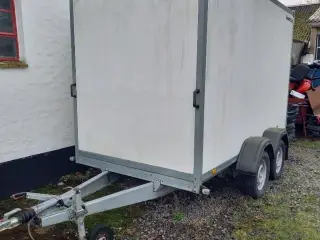 Brenderup C06 Lukket trailer