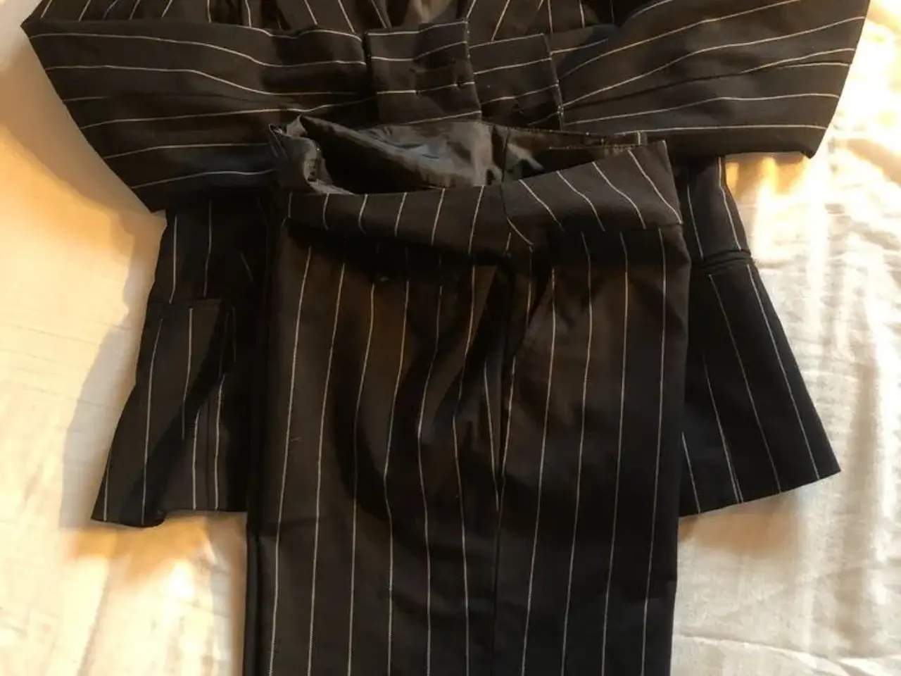 Billede 1 - Nålestribet habit