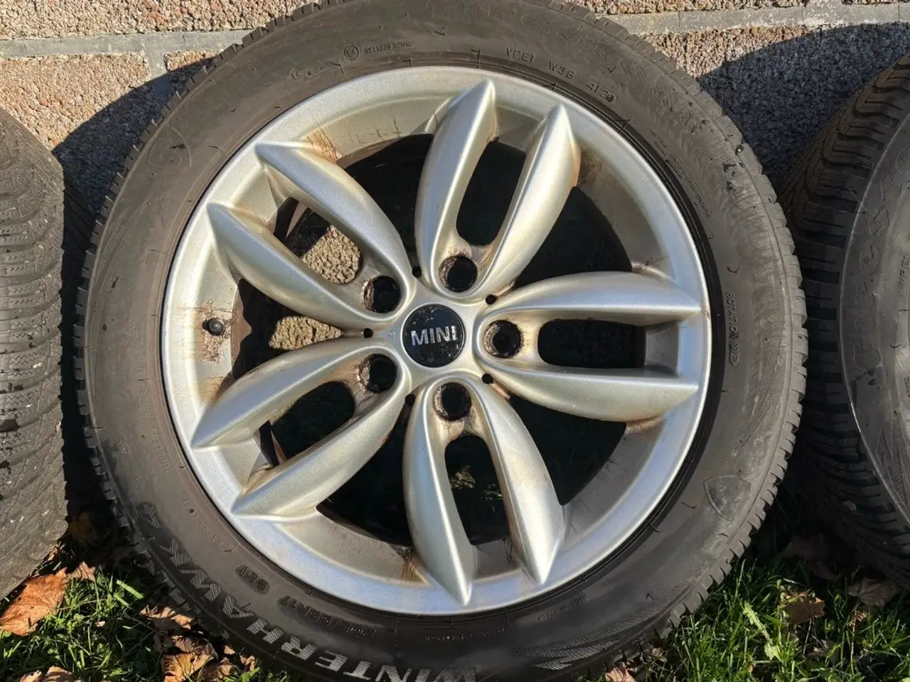 Billede 2 - Vinterdæk til Mini Countryman One D.