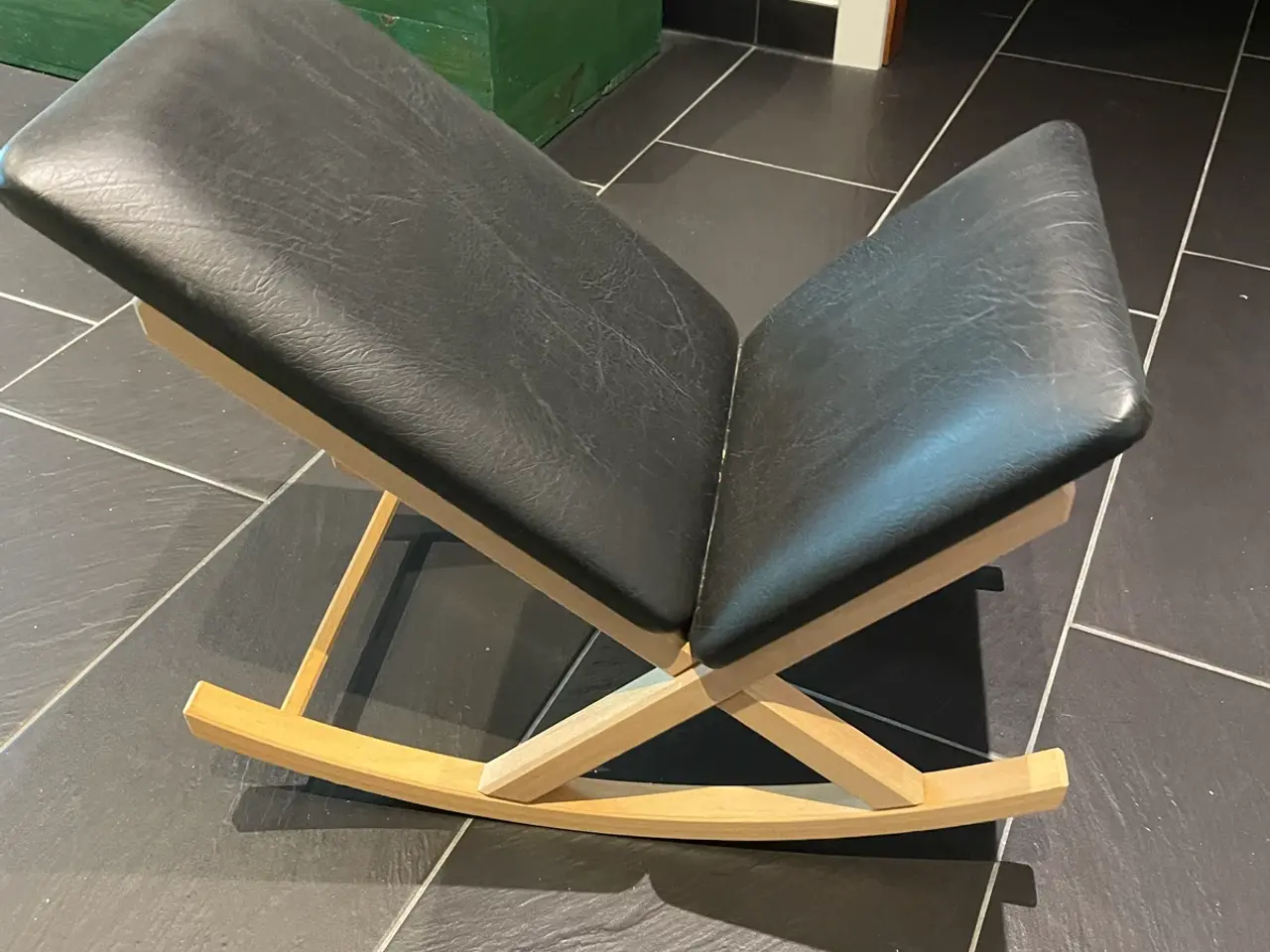 Billede 1 - Helt ny fodskammel