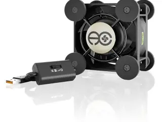 Kompakt 40 × 20 mm USB-ventilator fra AC Infinity.
