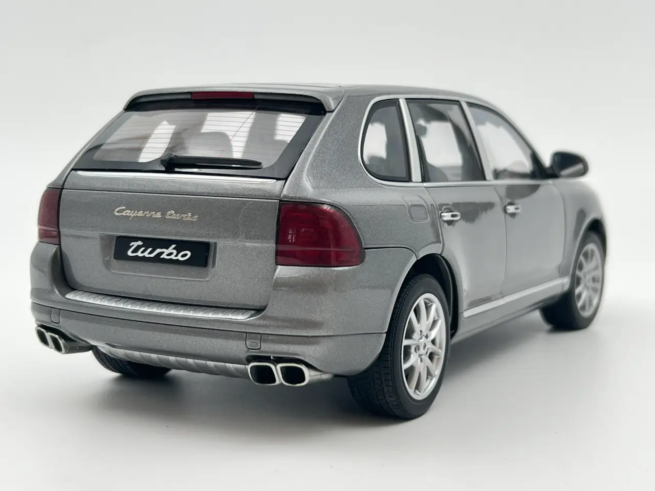 Billede 3 - 2003 Porsche Cayenne Turbo - AUTOart - 1:18